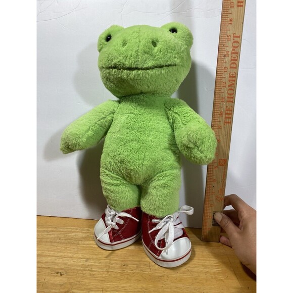 Build A Bear BAB Spring Green Frog 16" Stuffed Plush Animal with Red Shoes - Picture 7 of 8